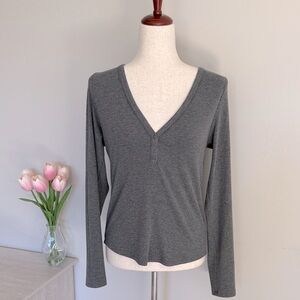 *Like New!* American Eagle Charcoal Henley